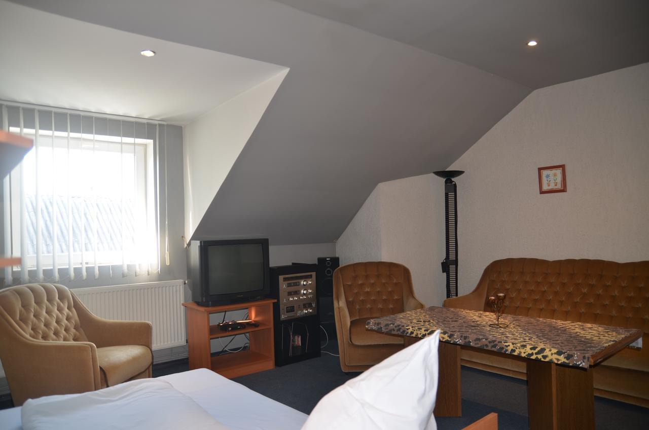 Motel Eden Zamość Eksteriør billede