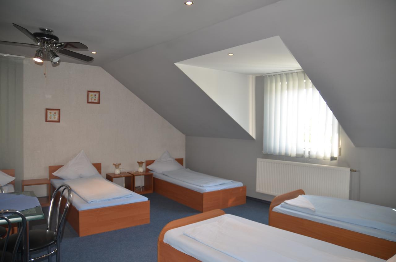 Motel Eden Zamość Eksteriør billede