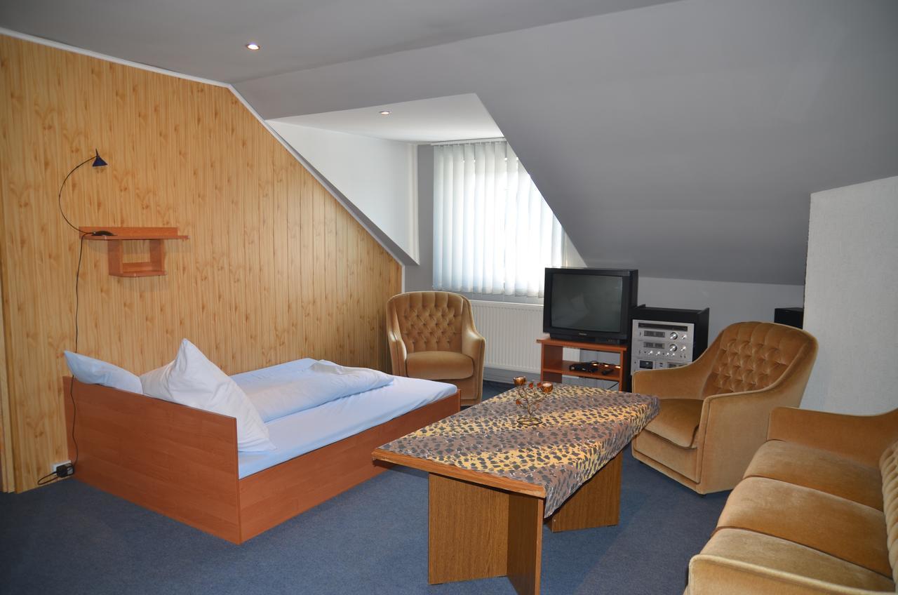 Motel Eden Zamość Eksteriør billede